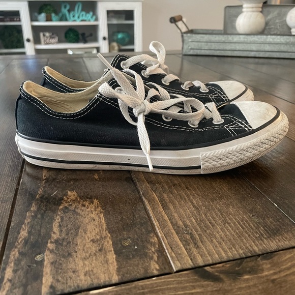 Youth Converse Chucks - Picture 7 of 7